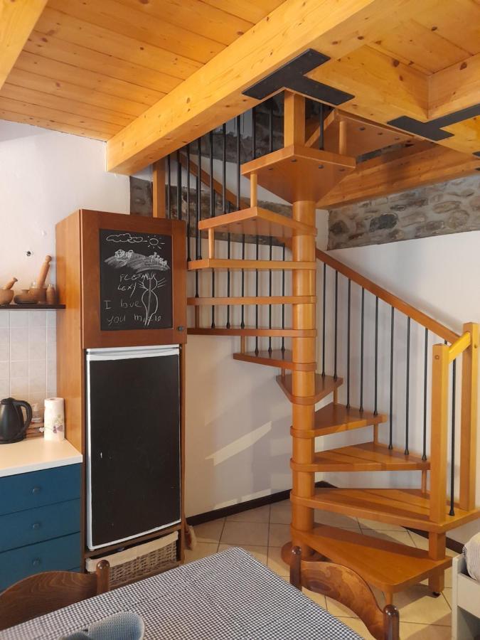 Brovello-CarpugninoA Casa Di Soleアパートメント エクステリア 写真