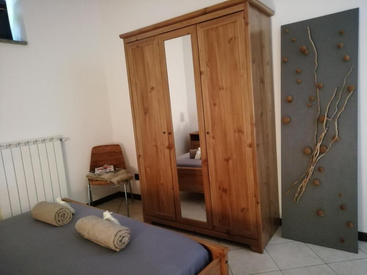 Brovello-CarpugninoA Casa Di Soleアパートメント エクステリア 写真